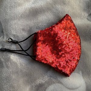 Face Mask Red sequence